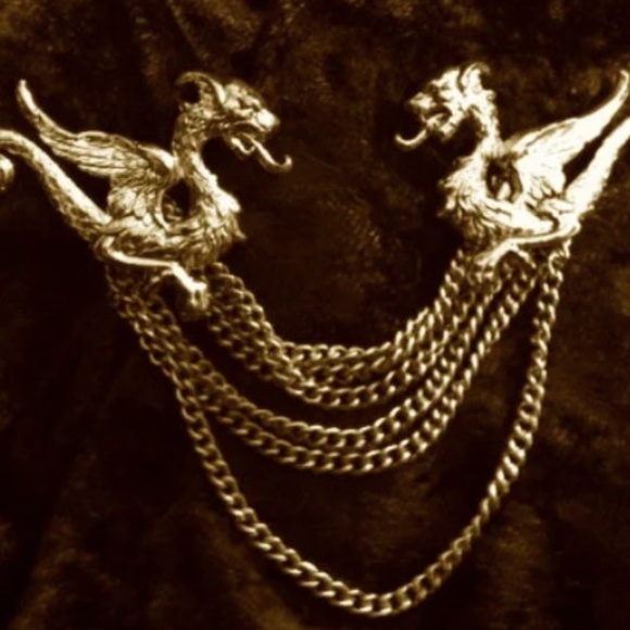silver dragon cloak clasp - Picture 5 of 6